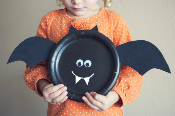 How To Make Paper Plate Bat