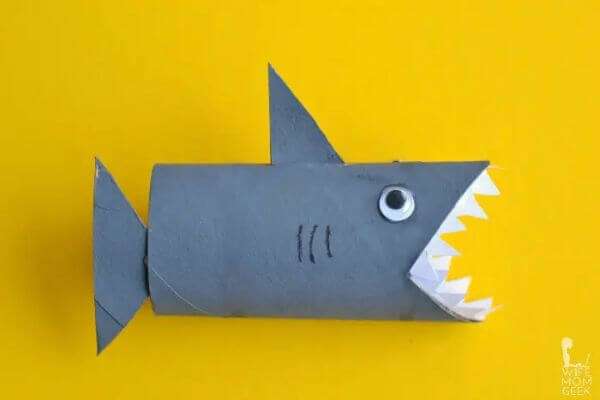 Shark Toilet Paper Roll Craft ideas